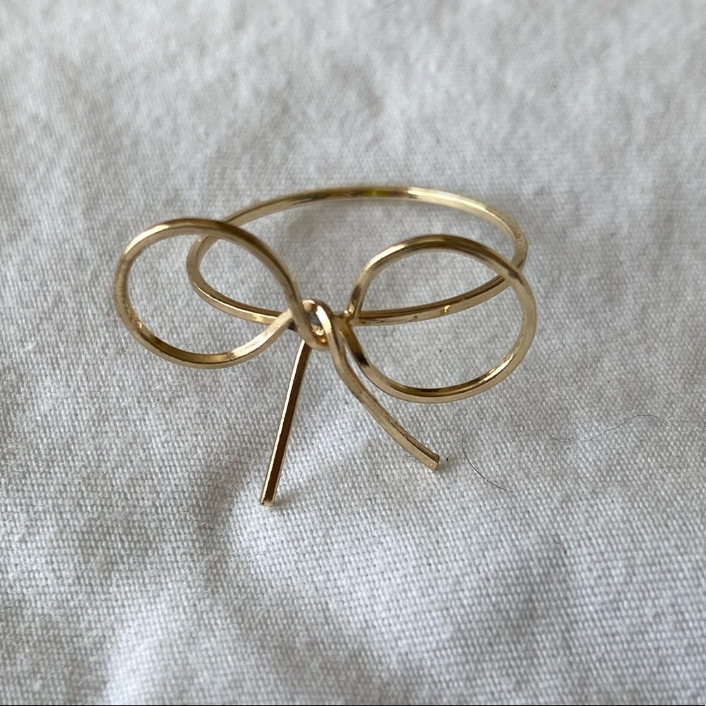 Bowtie Gold Ring
